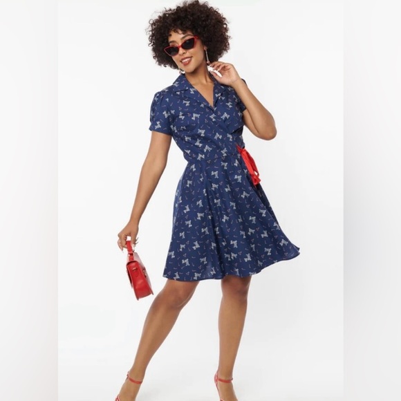 🦋B2G1🦋UNIQUE VINTAGE Blue Dog & Candy Cane Wrap Dress NWT - Picture 6 of 10